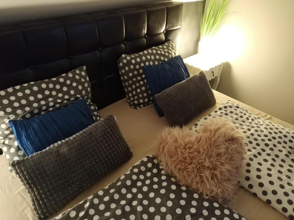 Orient Relax Garden Apartment Keszthely Ngoại thất bức ảnh